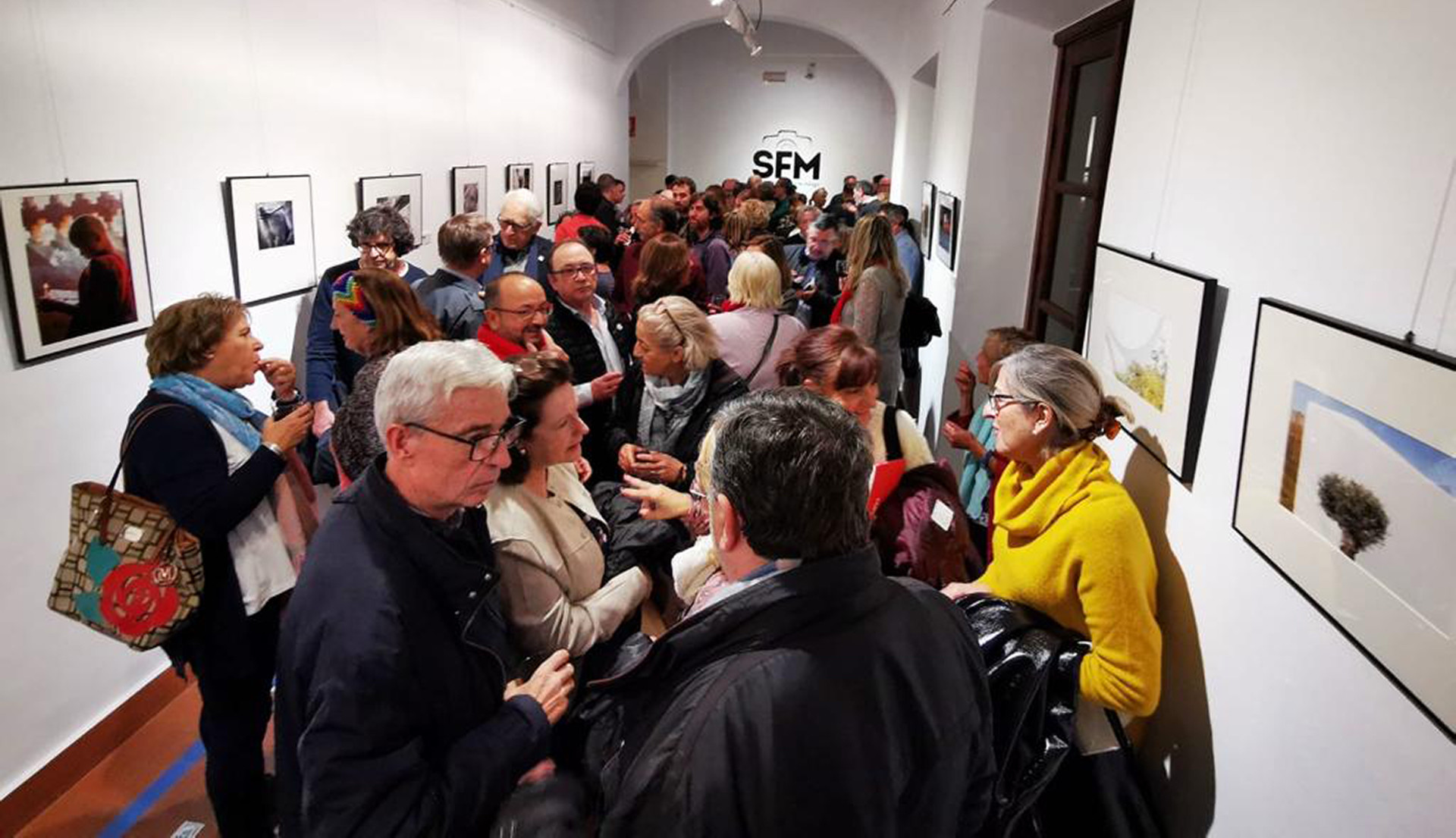 Sociedad Fotográfica de Málaga (SFM) - 4Inauguración.jpg